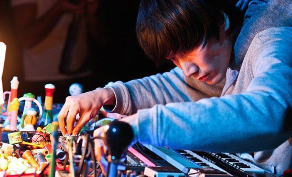 Asuna Arashi: Zvočni performans