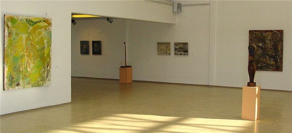 BARVA. Razstava del članov Društva likovnih umetnikov Prekmurja in Prlekije (DLUPP)