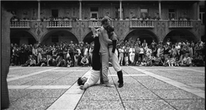 Avtografija, zagonetnost, uporništvo: fotografija Božidarja Dolenca