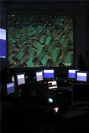 Digitalna komuna III: WJ-s, spletni performansi v realnem prostoru in delavnica