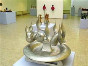 Evropski trienale male plastike 2004. Preporod statuete