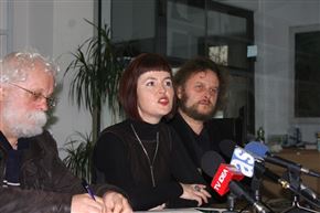Evropski trienale male plastike 2010. Deljene identitete: Objekti na meji med umetnostjo in dizajnom