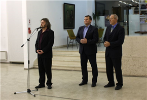 Izbor iz Stalne zbirke Galerije Murska Sobota. Stalna zbirka kot tradicija