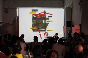 Jonathan Barnbrook: COLLATERAL DAMAGE / POSTRANSKA ŠKODA, razstava