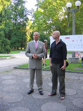 Matjaž Krivic: SVETIŠČA ZEMLJE