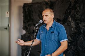 MITO GEGIČ: MI GREMO DRUGAM