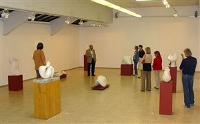 Razstava del Mednarodne likovne kolonije Lendava 2005