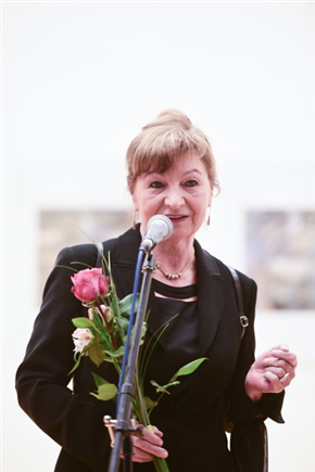 Razstava Milene Gregorčič - Valovanja linij