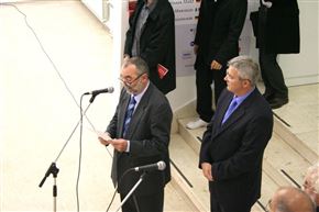 Šala, satira, ironija in globlji pomen. Evropski trienale male plastike 2007