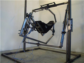 Thomas Kvam in Frode Oldereid: MACHINES (STROJI)