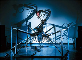 Thomas Kvam in Frode Oldereid: MACHINES (STROJI)
